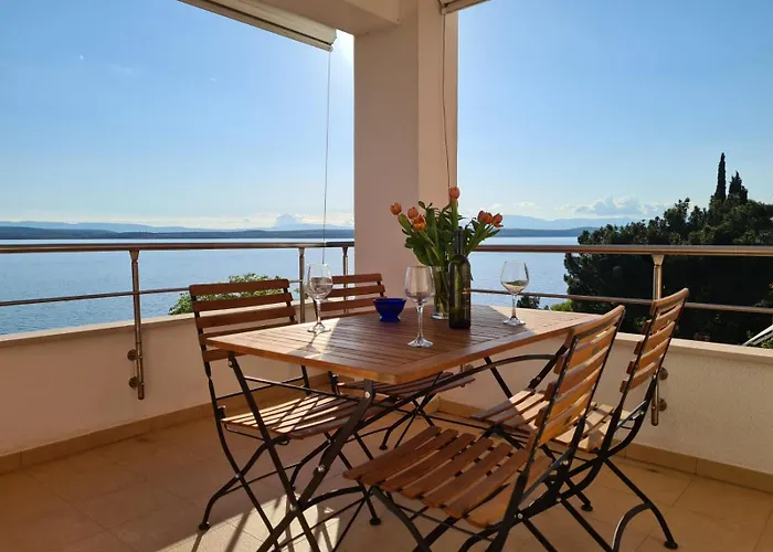 Apartment Golden View Dramalj